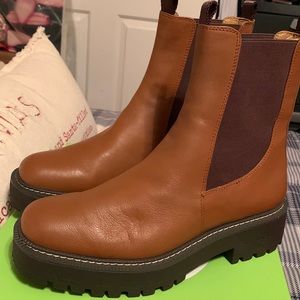 Sam Edelman Laguna Chelsea boots Tawny Brown size 8.5 women’s